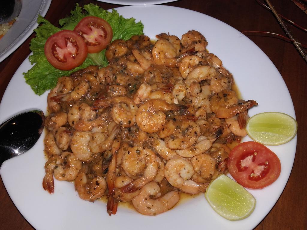 טנגלה Chillenjoy Cabanas & Restaurant מראה חיצוני תמונה