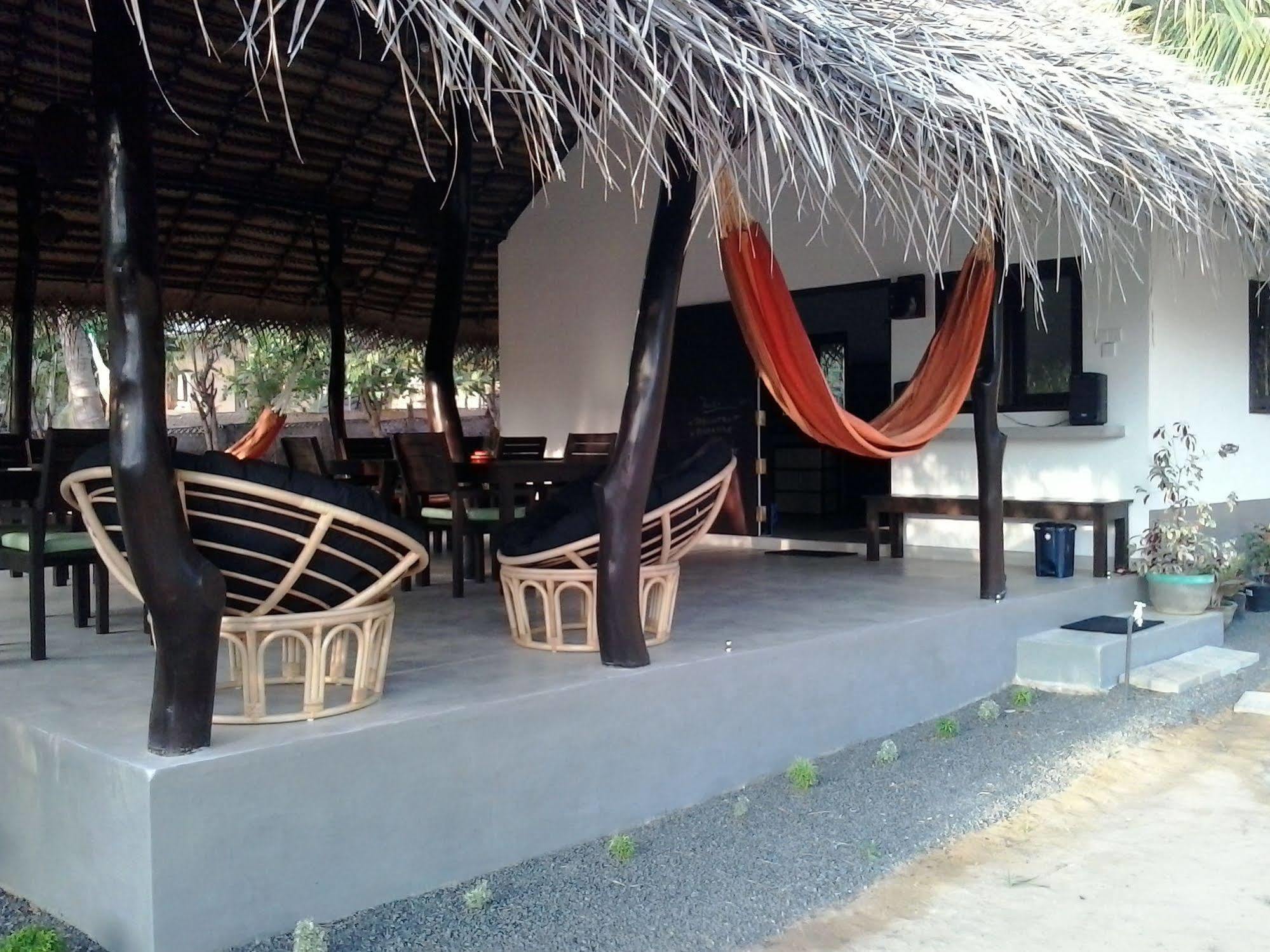 טנגלה Chillenjoy Cabanas & Restaurant מראה חיצוני תמונה