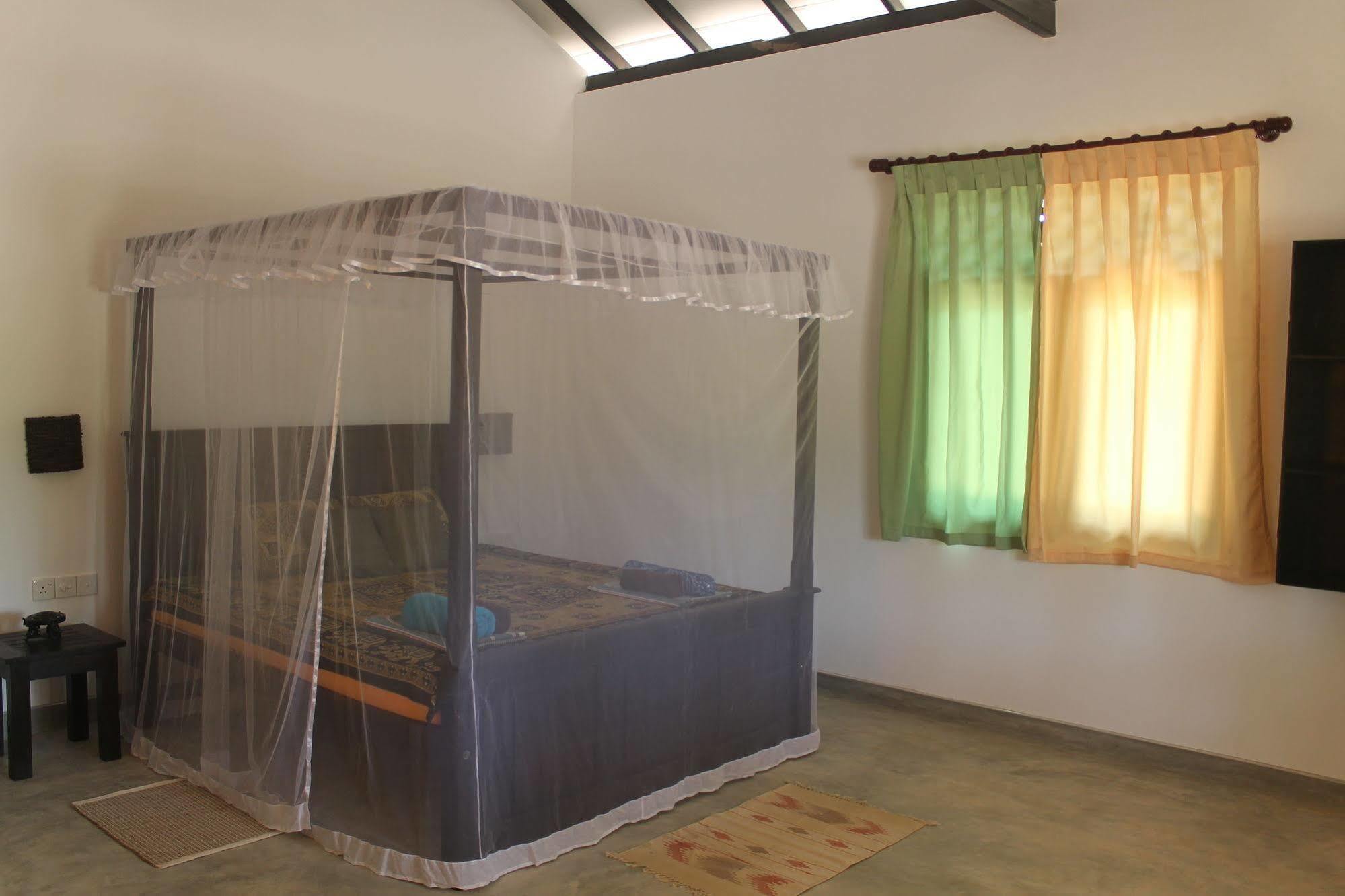 טנגלה Chillenjoy Cabanas & Restaurant מראה חיצוני תמונה